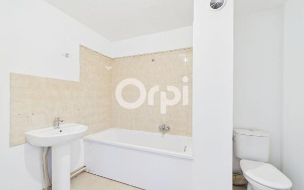 Appartement à vendre    3 pièces • 83 m2 Mandelieu-la-Napoule