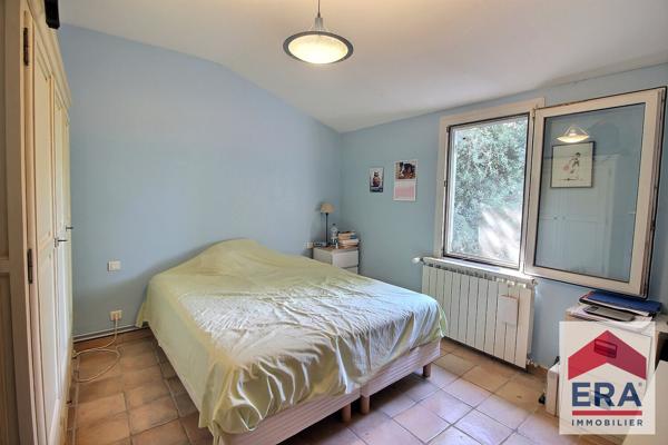 Maison spacieuse 8 pièces à vendre à Orange - 276m² - 2040m² de terrain