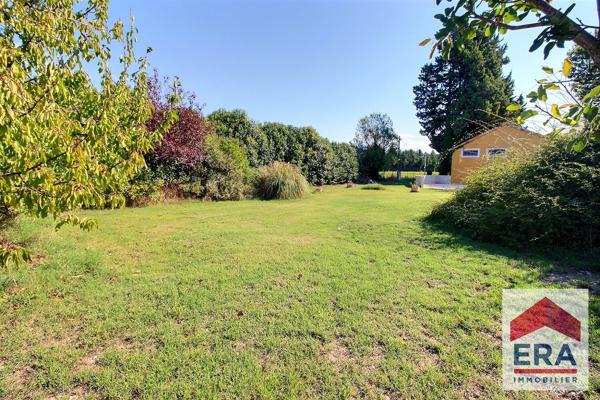 Maison spacieuse 8 pièces à vendre à Orange - 276m² - 2040m² de terrain