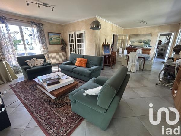 Maison 5 pièces de 140 m² à Gan (64290)