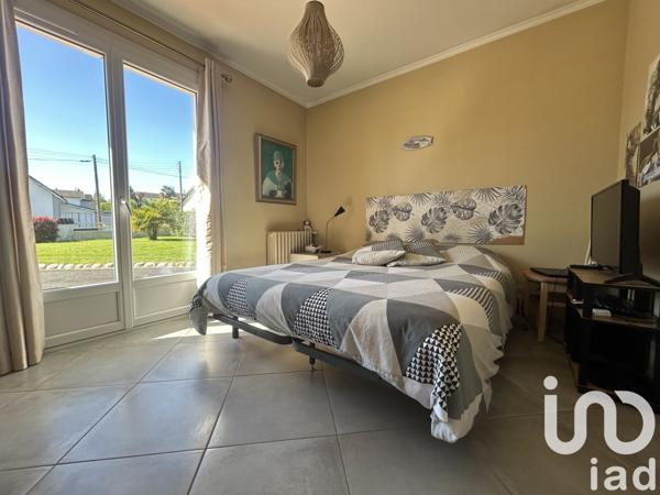 Maison 5 pièces de 140 m² à Gan (64290)