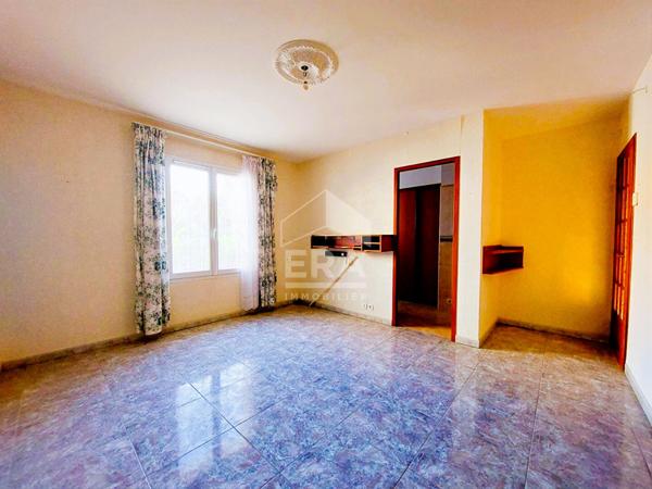 MAISON BREUILLET PLAIN-PIED - 163 m2 - avec en bonus : un studio indépendant