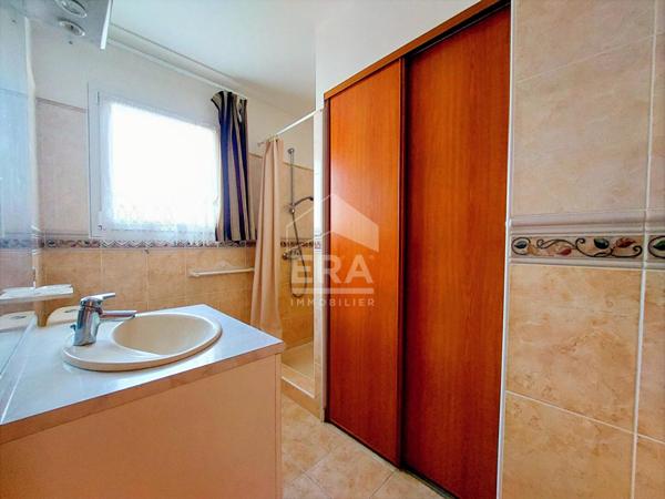 MAISON BREUILLET PLAIN-PIED - 163 m2 - avec en bonus : un studio indépendant