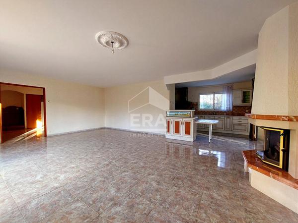 MAISON BREUILLET PLAIN-PIED - 163 m2 - avec en bonus : un studio indépendant