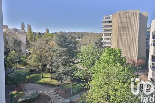 Appartement 4 pièces de 81 m² à Saint-Germain-en-Laye (78100)