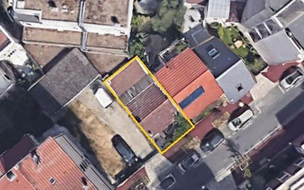 Maison à vendre    3 pièces • 38 m2 Issy-les-Moulineaux