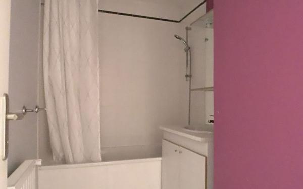 Appartement à louer    3 pièces • 76,20 m2 Petit-Couronne