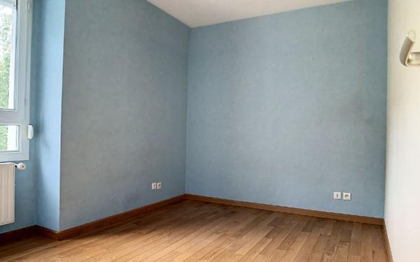 Appartement à louer    3 pièces • 76,20 m2 Petit-Couronne