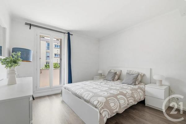 Appartement F3 à vendre  3 pièces - 57,41 m 2   CHEVILLY LARUE  - 94