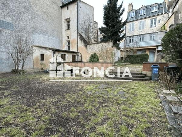 Location Maison 4 pièces 86 m² - 27 RUE DU MARCHE NOTRE DAM Poitiers 86000
