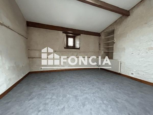 Location Maison 4 pièces 86 m² - 27 RUE DU MARCHE NOTRE DAM Poitiers 86000