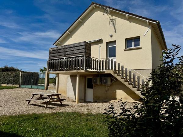 Propriété avec fort potentiel professionnel et équestre , 4,6 hectares, importantes dépendances, Saint Martin D Ordon 370 m2
