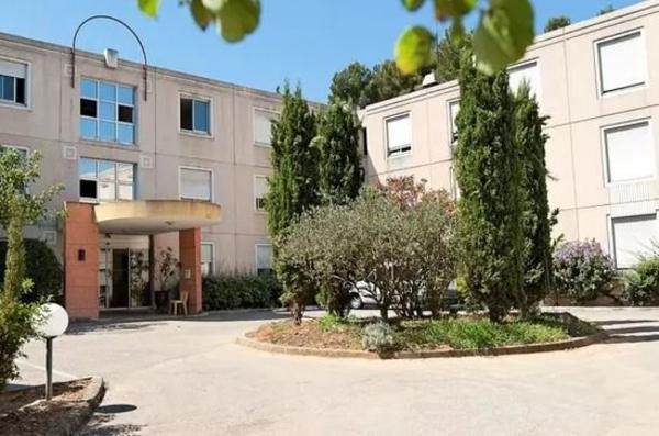 INVESTISSEMENT LOCATIF – Aubagne – Résidence EHPAD La Maison de Fannie – 5,72 % de rentabilité