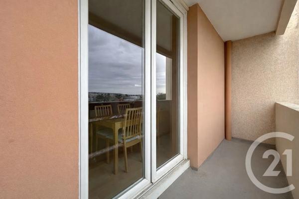 Appartement F3 à vendre  3 pièces - 72,69 m 2   EPINAY SUR SEINE  - 93