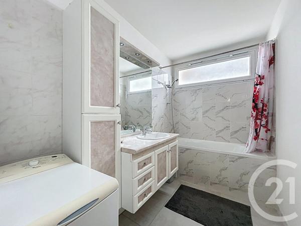 Appartement F3 à vendre  3 pièces - 72,69 m 2   EPINAY SUR SEINE  - 93