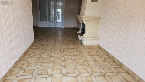 Maison de ville à vendre à La Suze-sur-Sarthe dans la Sarthe (72210), ref : 72119-1629