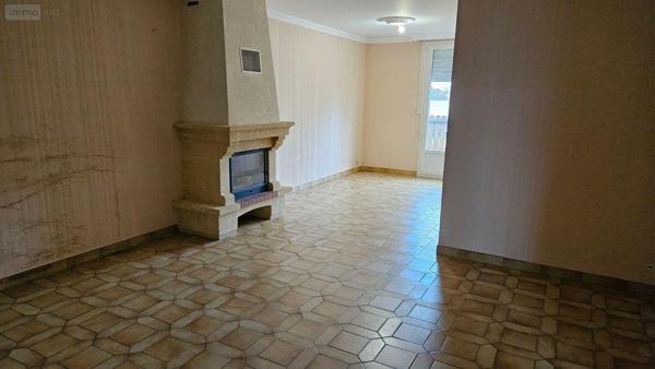 Maison de ville à vendre à La Suze-sur-Sarthe dans la Sarthe (72210), ref : 72119-1629