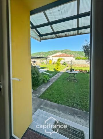 Maison à vendre 7 pièces SAINT JEAN DE MUZOLS (07)