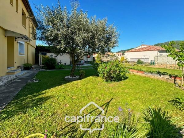 Maison à vendre 7 pièces SAINT JEAN DE MUZOLS (07)