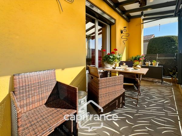 Maison à vendre 7 pièces SAINT JEAN DE MUZOLS (07)