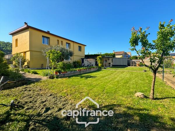 Maison à vendre 7 pièces SAINT JEAN DE MUZOLS (07)