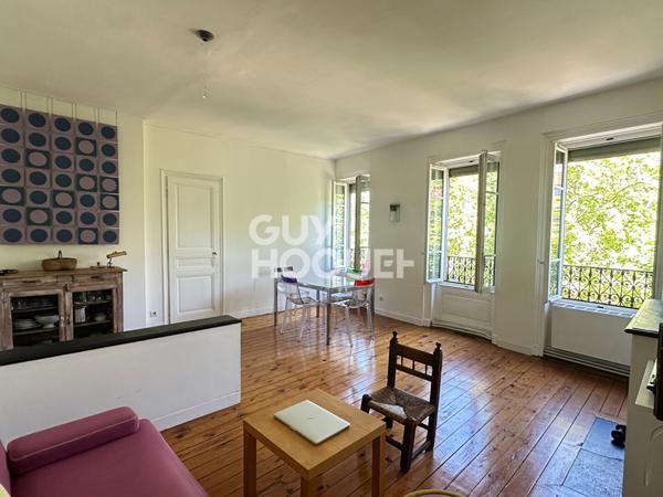 Place Tabareau- Appartement 68 m²- Traversant