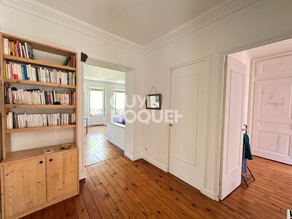 Place Tabareau- Appartement 68 m²- Traversant