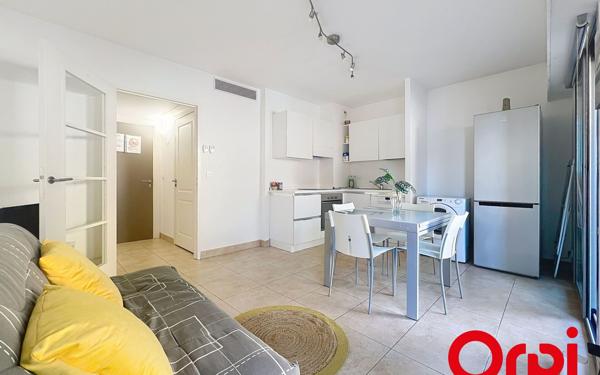 Appartement à louer    2 pièces • 37,30 m2 Menton