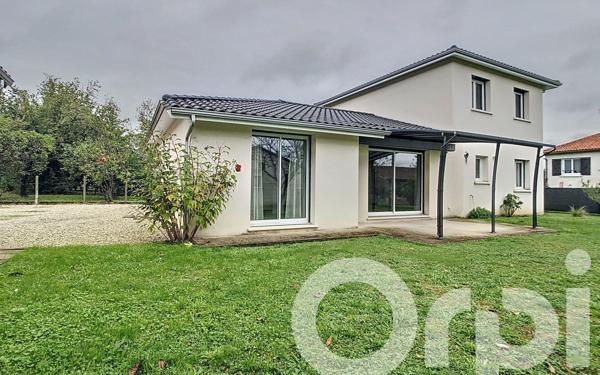 Maison à vendre    7 pièces •  Chancelade