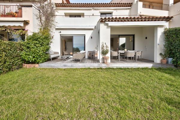 Appartement F4 à vendre  4 pièces - 131,05 m2 VILLEFRANCHE SUR MER - 06