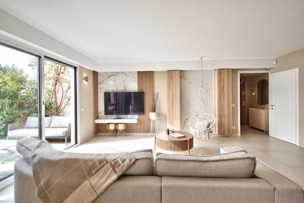 Appartement F4 à vendre  4 pièces - 131,05 m2 VILLEFRANCHE SUR MER - 06