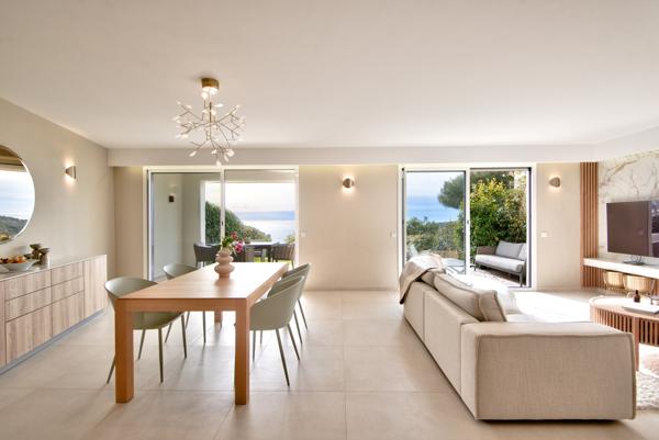 Appartement F4 à vendre  4 pièces - 131,05 m2 VILLEFRANCHE SUR MER - 06