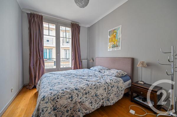 Appartement F3 à vendre  3 pièces - 53,16 m2 PARIS - 75016