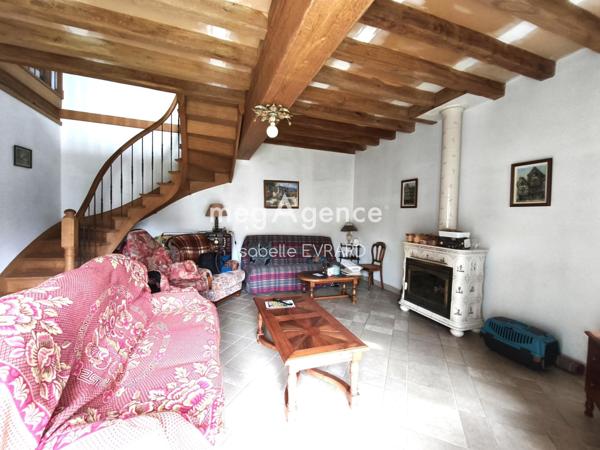 Maison à Bray-sur-Seine, 77480 - 7 pièces 210m²