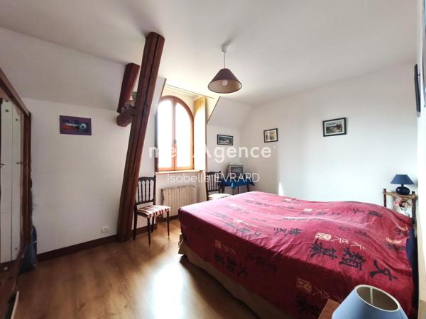 Maison à Bray-sur-Seine, 77480 - 7 pièces 210m²