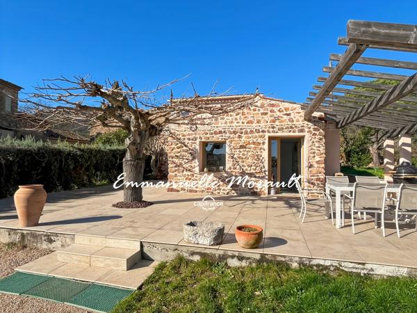 Maison de caractère à vendre 4 pièces BAGNOLS EN FORET (83)