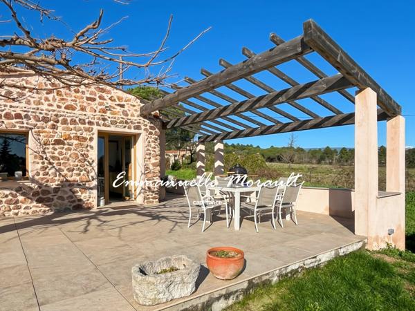 Maison de caractère à vendre 4 pièces BAGNOLS EN FORET (83)
