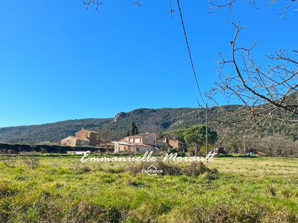 Maison de caractère à vendre 4 pièces BAGNOLS EN FORET (83)