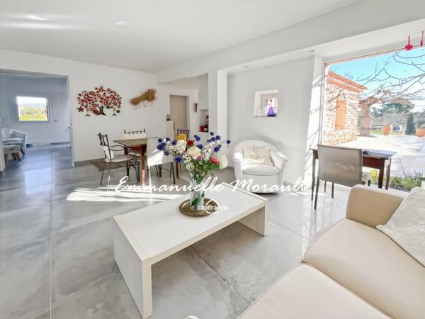 Maison de caractère à vendre 4 pièces BAGNOLS EN FORET (83)