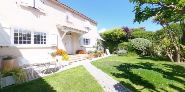 Marseille (13012) TROP TARD VENTE OFF villa de 260 m2 dans le 12 éme , 7 pièces , 4 chambres