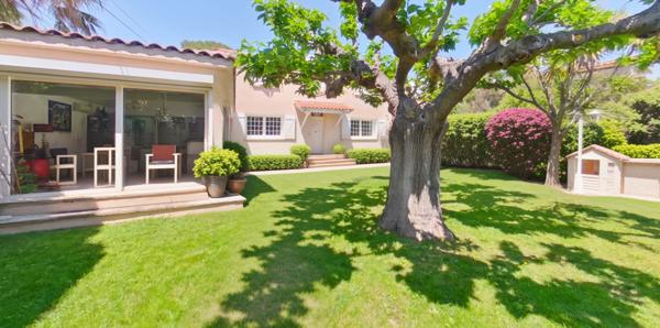 Marseille (13012) TROP TARD VENTE OFF villa de 260 m2 dans le 12 éme , 7 pièces , 4 chambres