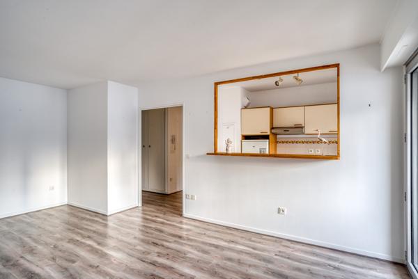 Courbevoie (92400) HESPERIDES DE COURBEVOIE LOCATION 2 PIECES 49M²