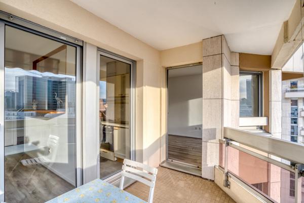 Courbevoie (92400) HESPERIDES DE COURBEVOIE LOCATION 2 PIECES 49M²