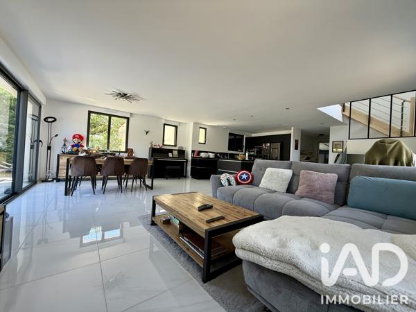Maison à vendre 5 pièces 191 m² Joué-lès-Tours