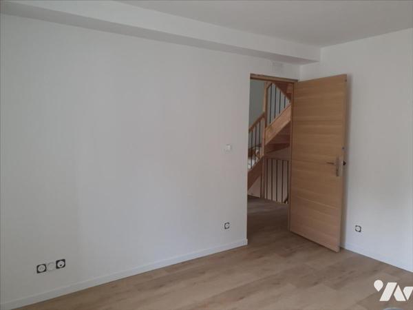 A VENDRE A SAINT MARTIN D'ABLOIS - MAISON F6 entièrement rénovée