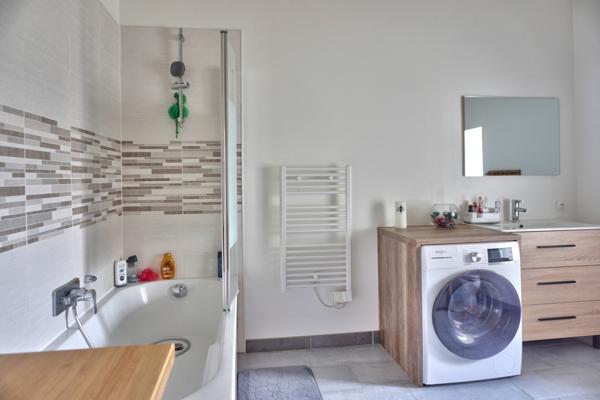 Paimpol (22500) Maison en pierre rénovée avec dépendances