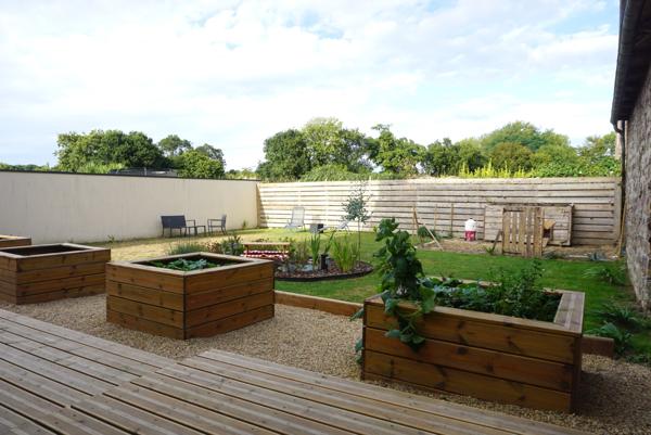 Paimpol (22500) Maison en pierre rénovée avec dépendances