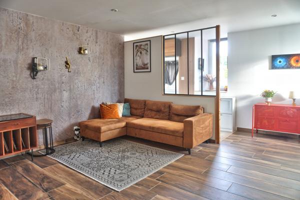 Paimpol (22500) Maison en pierre rénovée avec dépendances