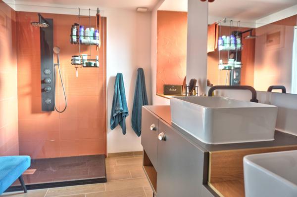 Paimpol (22500) Maison en pierre rénovée avec dépendances