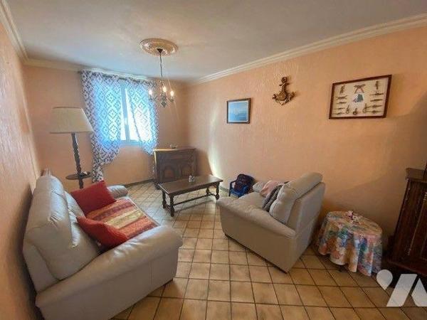 Maison à vendre à Lannebert (22290) en Côtes-d'Armor (22)

À la recherche de tranquillité et ...